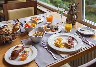 Sunstar Swiss Hotel Collection Arosa Fruehstueck 10